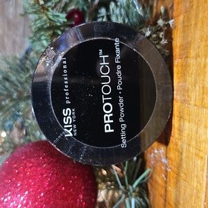 Kiss New York professional protouch setting powder KPSP02 - nwot